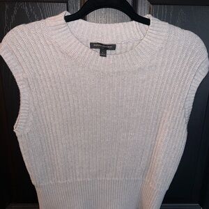 Banana Republic Cream Ribbed Sleeveless Crew Sweater